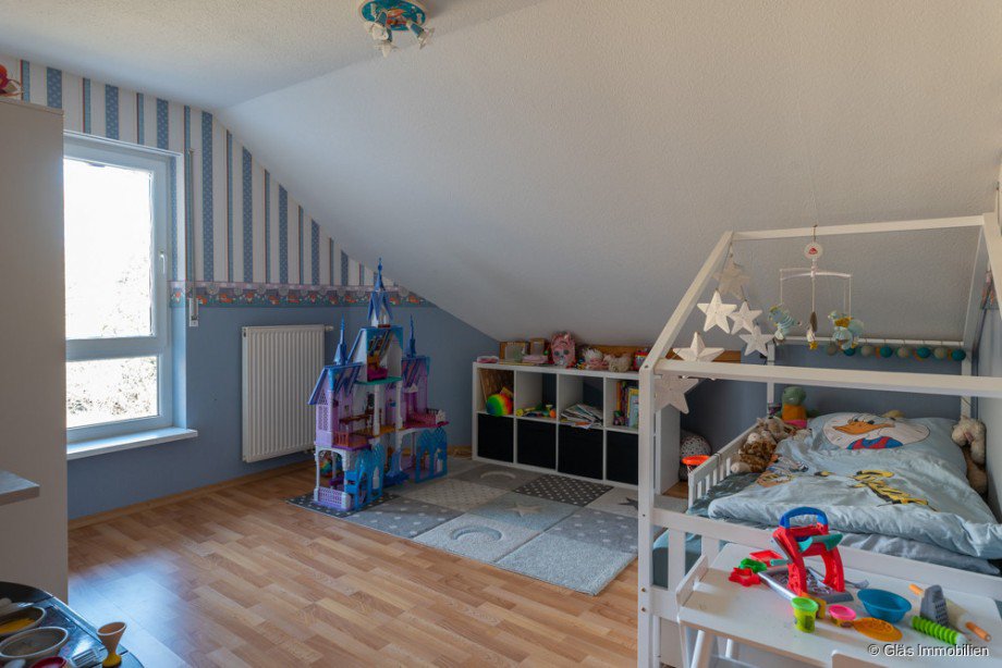 Kinderzimmer 2 Einfamilienhaus Neunkirchen-Wiebelskirchen