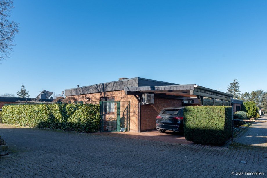 Carport am Haus Einfamilienhaus Langenfeld (Rheinland)