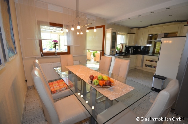Wohnk�che mit angrenzendem Wintergarten Einfamilienhaus V�lklingen