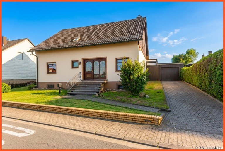 Freistendes Einfamilienhaus mit Garage �berherrn / Berus Einfamilienhaus N�he Saarlouis - Charmantes Einfamilienhaus mit Garage in idyllischer Sonnenlage