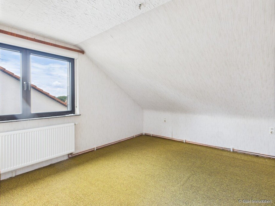 Zimmer 4 DG Zweifamilienhaus Wadgassen