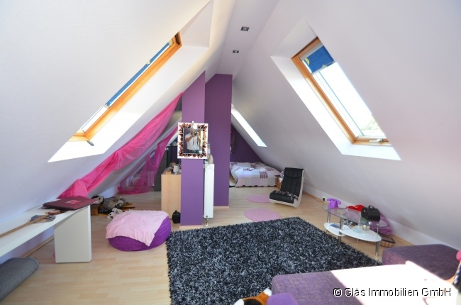Jugendzimmer 1 Einfamilienhaus V�lklingen