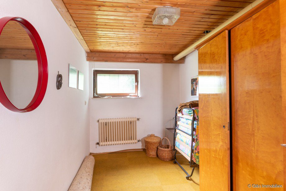 Ankleidezimmer im UG Einfamilienhaus V�lklingen