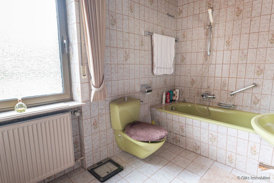 Bad OG Reihenendhaus V�lklingen