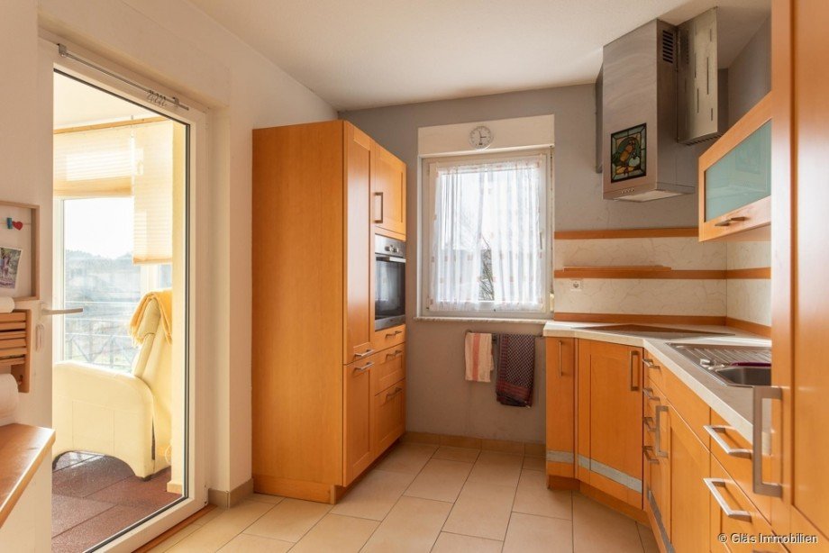 K�che mit Blick zum Wintergarten Etagenwohnung Mettlach / Orscholz